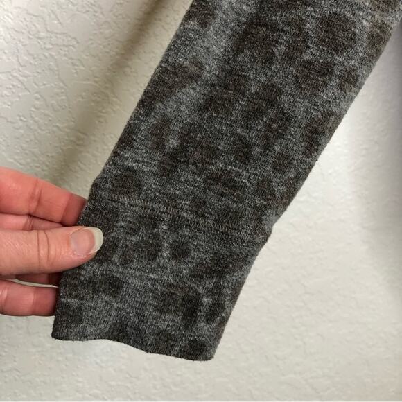 Sundry gray brown animal print open front cardigan size 1 or Small - Picture 6 of 15